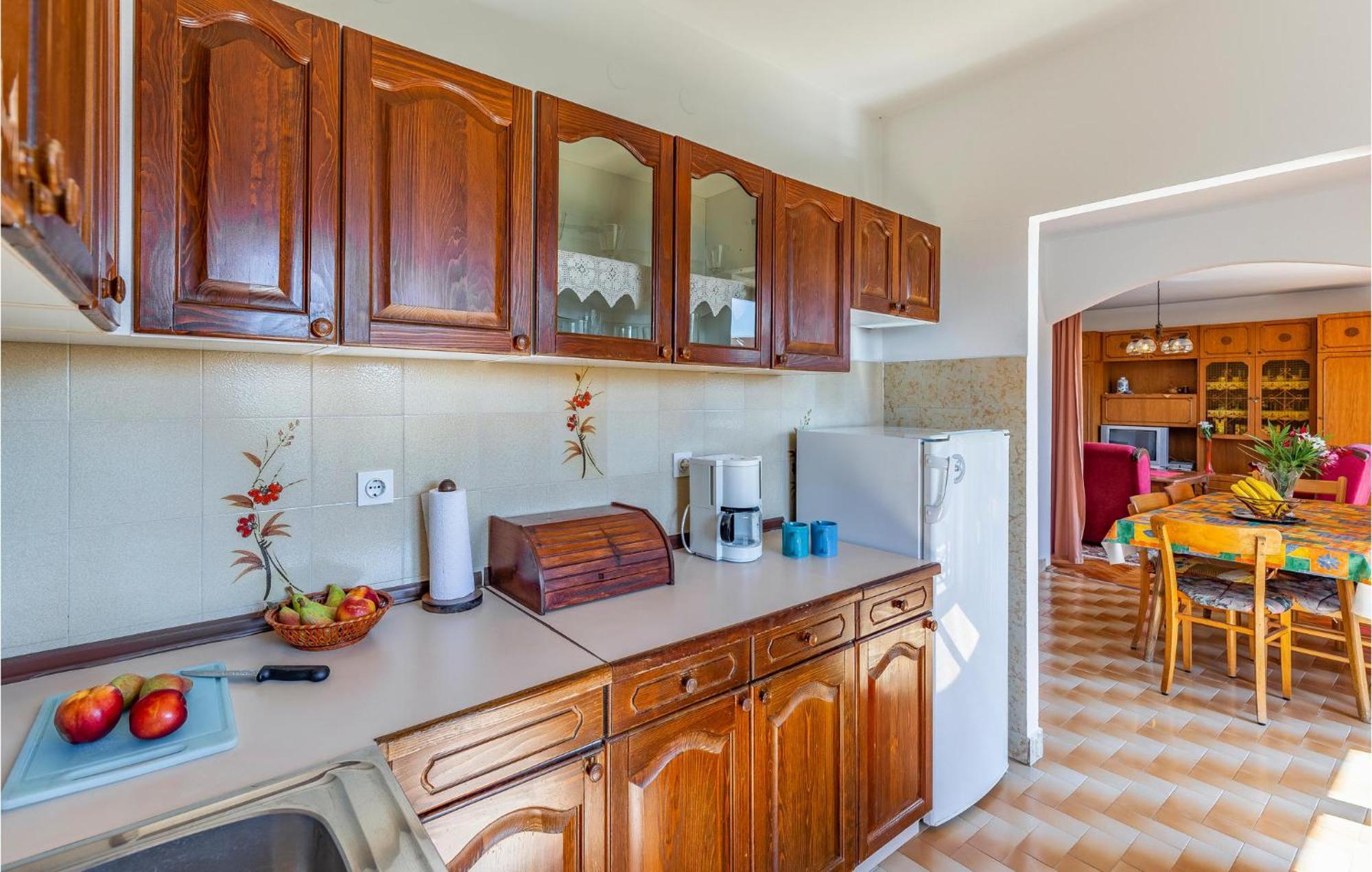 Awesome Apartment In Medulin With Kitchen Esterno foto